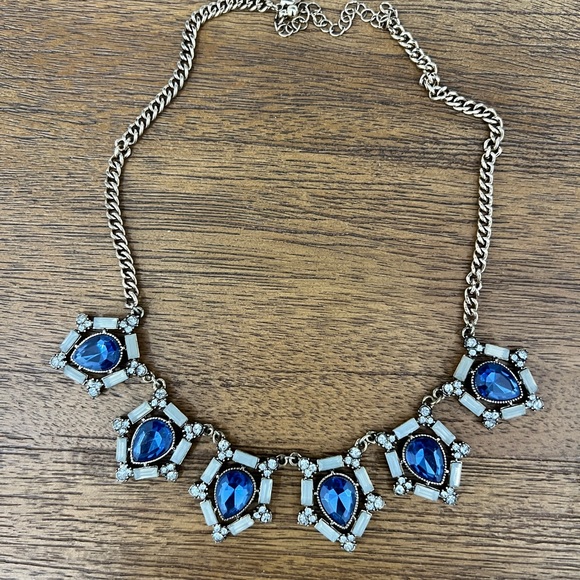 Elegant necklace with blue stones - Picture 1 of 5